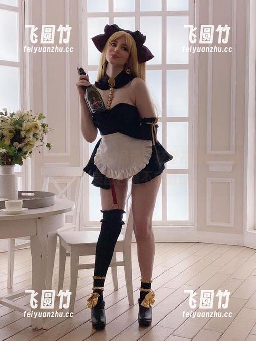 Alina Becker的吊带，轻松打破秋冬的沉闷，美图合集不容错过！